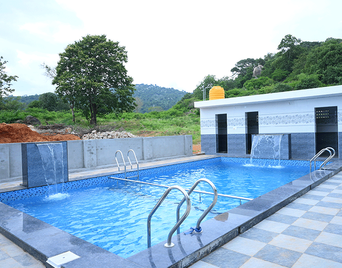 Swimming Pool photo 4